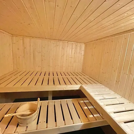 15 Personnes Sauna Et * Le Thillot