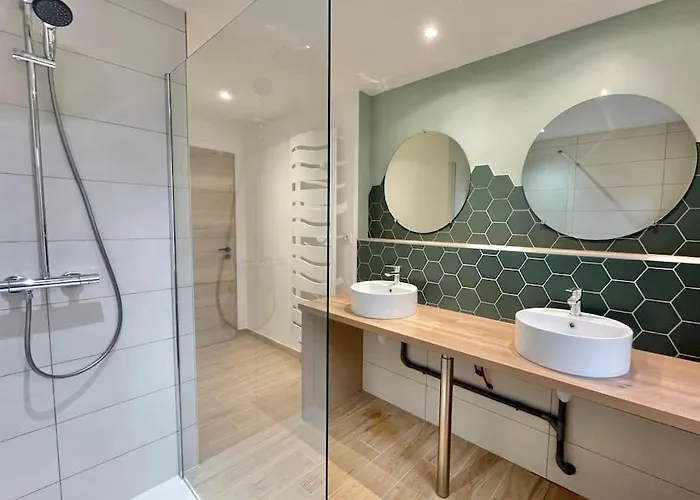 15 Personnes Sauna Et *